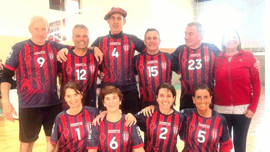 Atlético campeón del torneo mixto +50 en Newcom