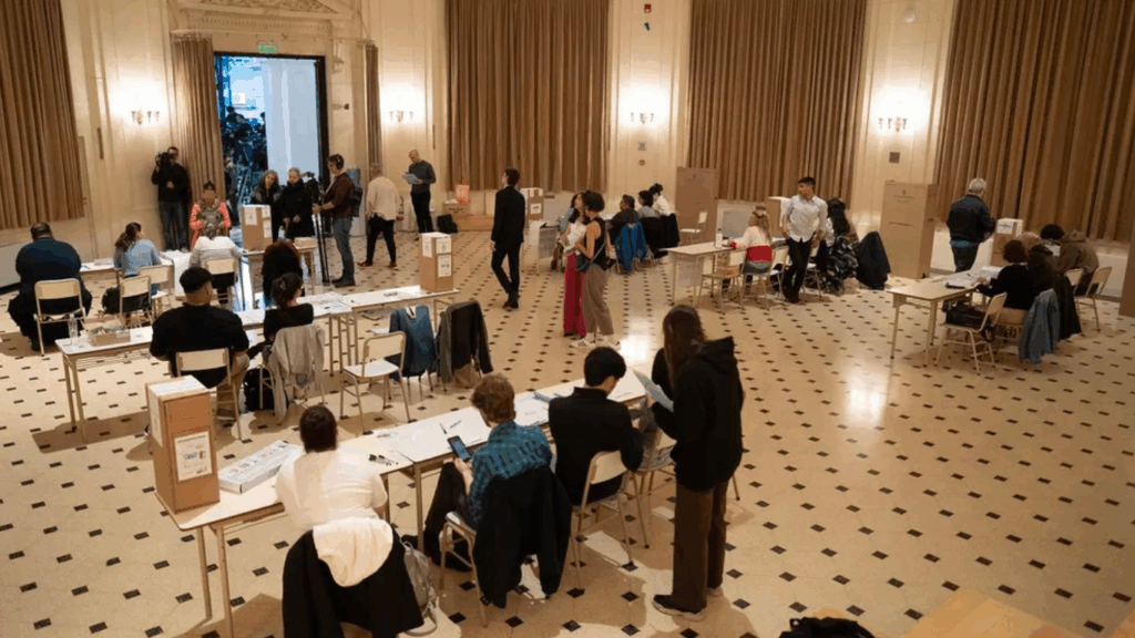 La Justicia comienza el recuento de votos y Fuerza Patria no pierde la esperanza