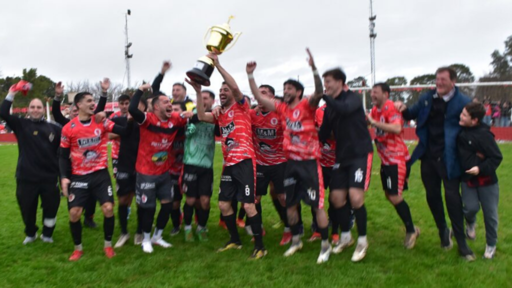 Un pueblo esta fiesta: El Club Atlético Naon se consagro CAMPEON del torneo de la LNF