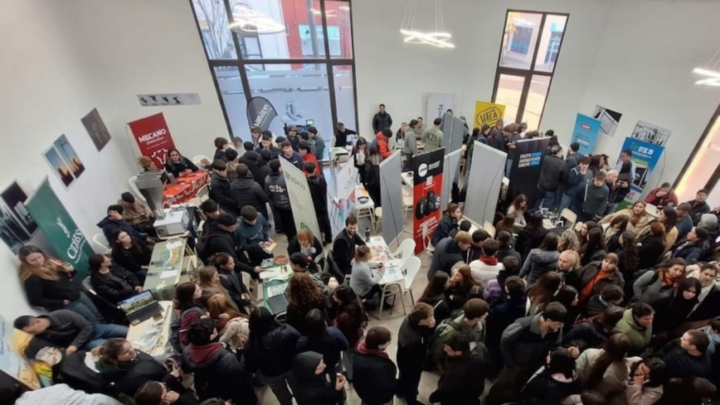 Se realizó la Feria de Educación y Empleo