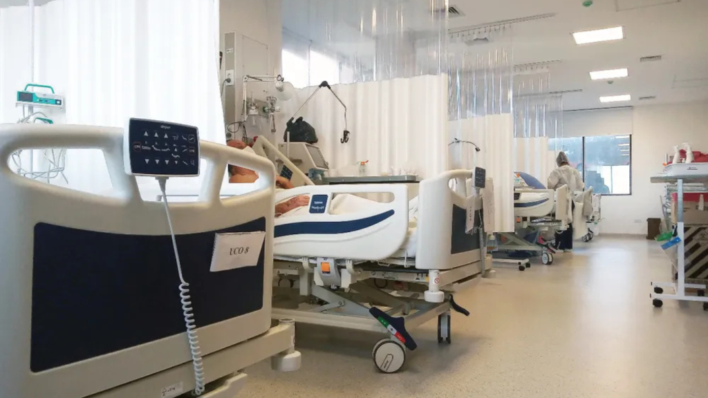 La Provincia lanzó un plan para cobrar deudas de las obras sociales con hospitales públicos