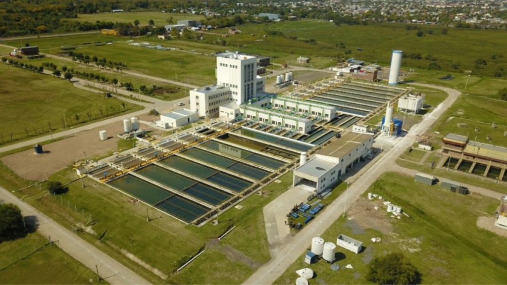 La Provincia en modo ahorro: inauguran una planta embotelladora de agua para dejar de comprar bidones