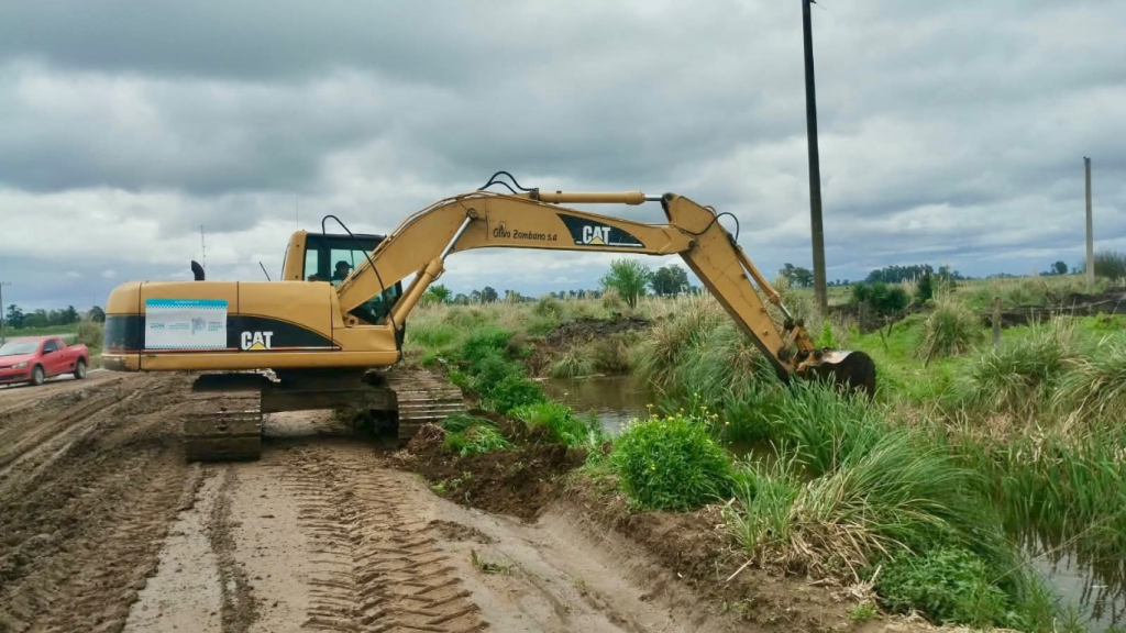 Trabajos hidráulicos de desagote en quiroga y Dennehy